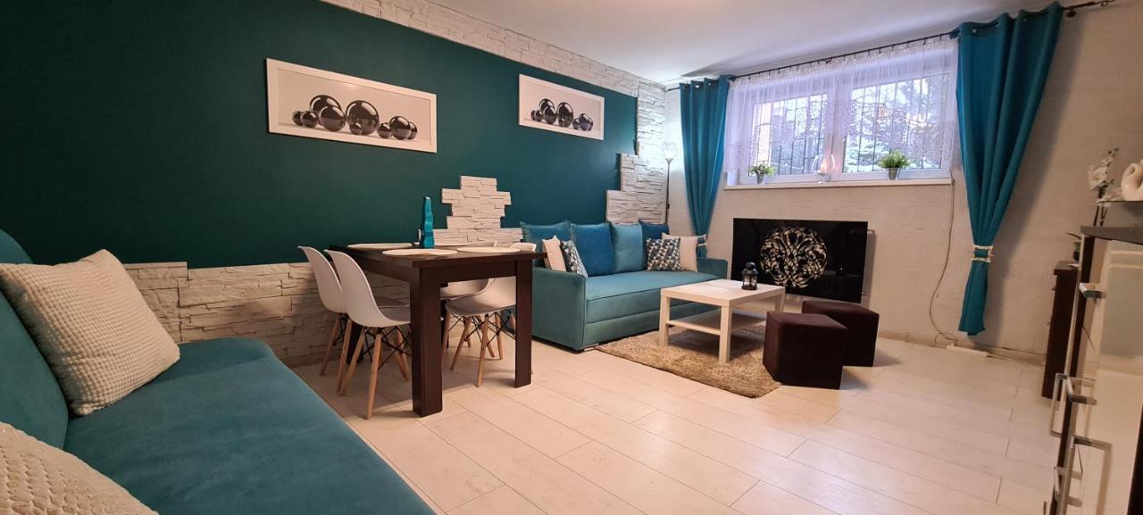 Quiet Basement Apartment 포즈난 외부 사진